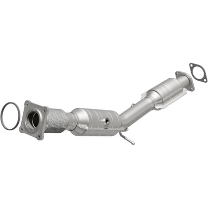 MagnaFlow 2004-2010 Volvo S40 2.4L | 2005-2010 Volvo V50 2.4L OEM Grade Federal / EPA Compliant Direct-Fit Catalytic Converter 51824