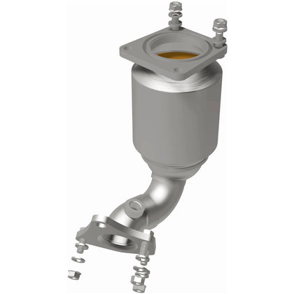 MagnaFlow OEM Grade Federal / EPA Compliant Direct-Fit Catalytic Converter 51846