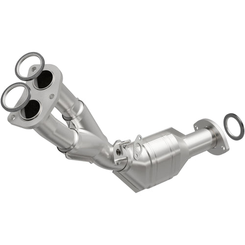 MagnaFlow 2000-2004 Toyota Tacoma 2.7L OEM Grade Federal / EPA Compliant Direct-Fit Catalytic Converter 51869