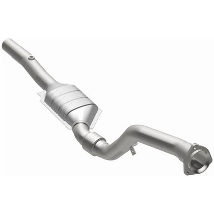 MagnaFlow 2000-2003 Audi A8 Quattro 4.2L OEM Grade Federal / EPA Compliant Direct-Fit Catalytic Converter 51890