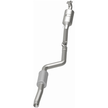 MagnaFlow OEM Grade Federal / EPA Compliant Direct-Fit Catalytic Converter 51919