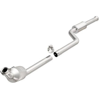MagnaFlow 2008 Mercedes-Benz C350 3.5L | 2008-2010 Mercedes-Benz C300 3.0L OEM Grade Federal / EPA Compliant Direct-Fit Catalytic Converter 51922