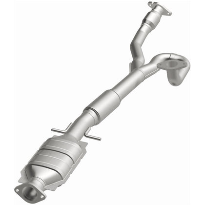 MagnaFlow 2010-2012 Buick LaCrosse 3.6L | 2010 Buick LaCrosse 3.0L OEM Grade Federal / EPA Compliant Direct-Fit Catalytic Converter 52000