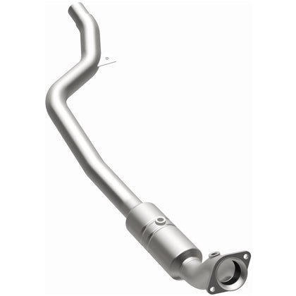 MagnaFlow OEM Grade Federal / EPA Compliant Direct-Fit Catalytic Converter 52100