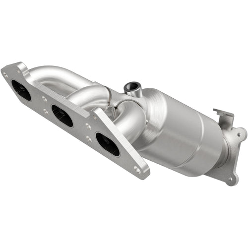 MagnaFlow 2007-2010 Volvo XC90 3.2L OEM Grade Federal / EPA Compliant Direct-Fit Manifold Catalytic Converter 52130