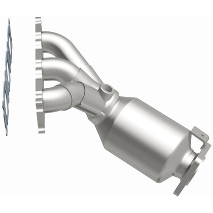 MagnaFlow 2007-2010 Volvo XC90 3.2L OEM Grade Federal / EPA Compliant Direct-Fit Manifold Catalytic Converter 52131