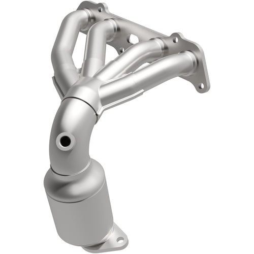 MagnaFlow 1997-2000 Toyota RAV4 2.0L OEM Grade Federal / EPA Compliant Direct-Fit Manifold Catalytic Converter 52144