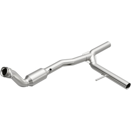 MagnaFlow 2005-2008 Ford F-150 4.2L OEM Grade Federal / EPA Compliant Direct-Fit Catalytic Converter 52154