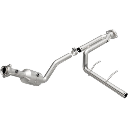 MagnaFlow 2011-2014 Ford F-150 3.7L OEM Grade Federal / EPA Compliant Direct-Fit Catalytic Converter 52156