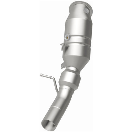 MagnaFlow OEM Grade Federal / EPA Compliant Direct-Fit Catalytic Converter 52265