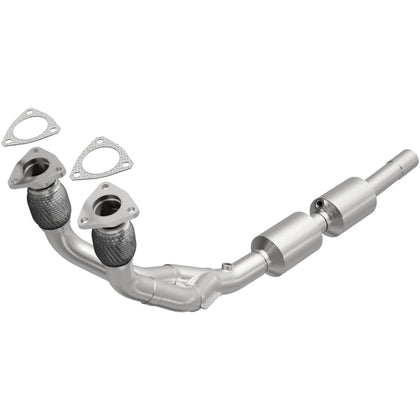 MagnaFlow 2002-2004 Volkswagen Jetta 2.8L | 2002-2005 Volkswagen Golf 2.8L OEM Grade Federal / EPA Compliant Direct-Fit Catalytic Converter 52289