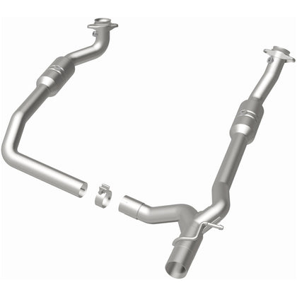 MagnaFlow OEM Grade Federal / EPA Compliant Direct-Fit Catalytic Converter 52294
