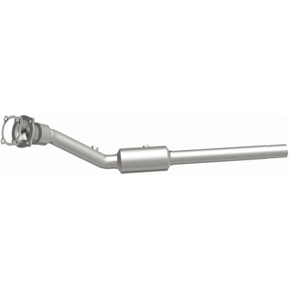 MagnaFlow 2002-2005 Volkswagen Jetta 1.8L | 2003-2006 Volkswagen Golf 1.8L OEM Grade Federal / EPA Compliant Direct-Fit Catalytic Converter 52382