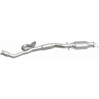 MagnaFlow OEM Grade Federal / EPA Compliant Direct-Fit Catalytic Converter 52417