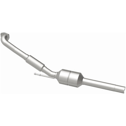 MagnaFlow OEM Grade Federal / EPA Compliant Direct-Fit Catalytic Converter 52426