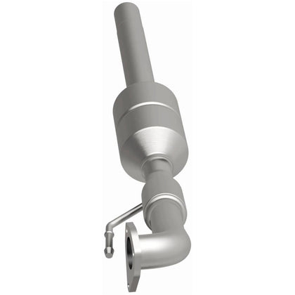 MagnaFlow OEM Grade Federal / EPA Compliant Direct-Fit Catalytic Converter 52426
