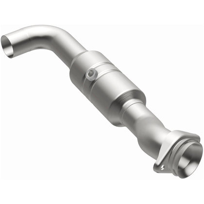 MagnaFlow OEM Grade Federal / EPA Compliant Direct-Fit Catalytic Converter 52428