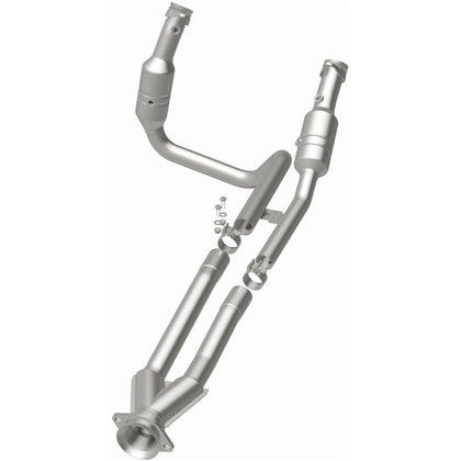 MagnaFlow OEM Grade Federal / EPA Compliant Direct-Fit Catalytic Converter 52436