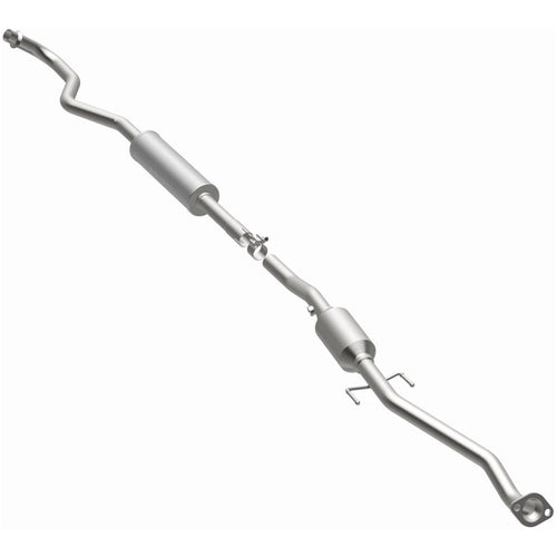 MagnaFlow 2003-2006 Pontiac Vibe Base 1.8L | 2003-2006 Toyota Matrix 1.8L OEM Grade Federal / EPA Compliant Direct-Fit Catalytic Converter 52440