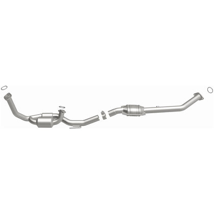 MagnaFlow 1998-2000 Toyota Sienna 3.0L OEM Grade Federal / EPA Compliant Direct-Fit Catalytic Converter 52457