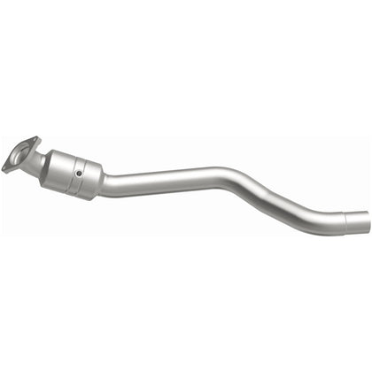 MagnaFlow OEM Grade Federal / EPA Compliant Direct-Fit Catalytic Converter 52479
