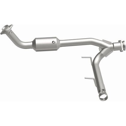 MagnaFlow 2005-2006 Lincoln Navigator 5.4L OEM Grade Federal / EPA Compliant Direct-Fit Catalytic Converter 52508
