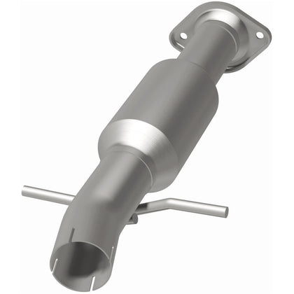 MagnaFlow 2014-2016 Toyota Highlander 3.5L OEM Grade Federal / EPA Compliant Direct-Fit Catalytic Converter 52536