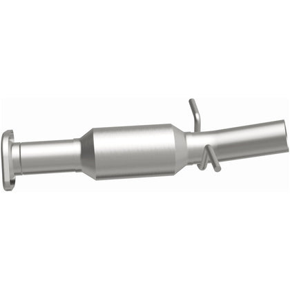 MagnaFlow 2011-2013 Toyota Highlander 3.5L OEM Grade Federal / EPA Compliant Direct-Fit Catalytic Converter 52537