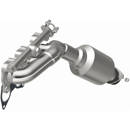 MagnaFlow 2011-2015 Toyota Tacoma 4.0L OEM Grade Federal / EPA Compliant Direct-Fit Manifold Catalytic Converter 52564