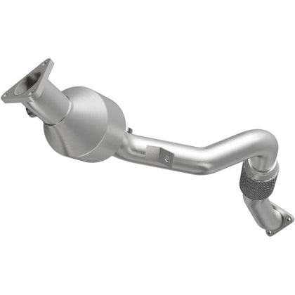 MagnaFlow 2007-2010 Audi Q7 3.6L | 2008-2010 Volkswagen Touareg 3.6L OEM Grade Federal / EPA Compliant Direct-Fit Catalytic Converter 52586