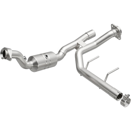 MagnaFlow 2017-2018 Ford F-150 Raptor 3.5L OEM Grade Federal / EPA Compliant Direct-Fit Catalytic Converter 52592