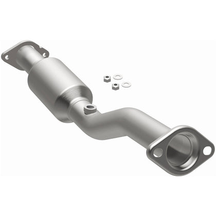 MagnaFlow 2011-2014 Nissan Cube 1.8L | 2013-2019 Nissan Sentra 1.8L OEM Grade Federal / EPA Compliant Direct-Fit Catalytic Converter 52709