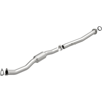 MagnaFlow 2010-2012 Subaru Legacy 2.5L | 2010-2012 Subaru Outback 2.5L OEM Grade Federal / EPA Compliant Direct-Fit Catalytic Converter 52726