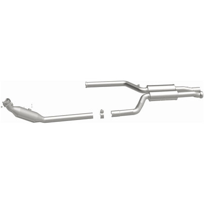 MagnaFlow 2015-2017 Mercedes-Benz E400 3.0L OEM Grade Federal / EPA Compliant Direct-Fit Catalytic Converter 52996