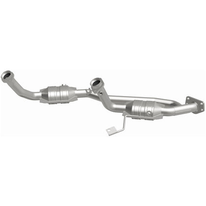MagnaFlow California Grade CARB Compliant Direct-Fit Catalytic Converter 5451079