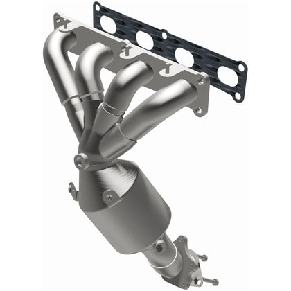 MagnaFlow 2014 Jeep Cherokee 2.4L California Grade CARB Compliant Direct-Fit Manifold Catalytic Converter 5451158