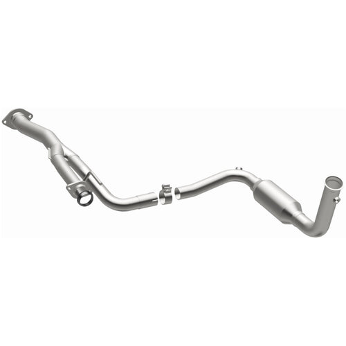 MagnaFlow 2004 Jeep Liberty 3.7L California Grade CARB Compliant Direct-Fit Catalytic Converter 5451582