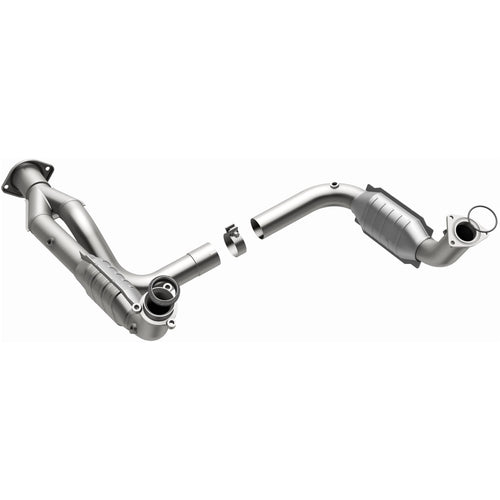 MagnaFlow 2007 Hummer H2 6.0L | 2008 Hummer H2 6.2L California Grade CARB Compliant Direct-Fit Catalytic Converter 5451679