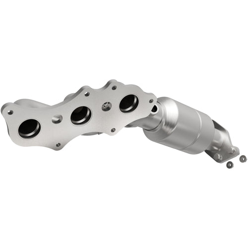 MagnaFlow 2010-2012 Toyota 4Runner 4.0L | 2010-2011 Toyota FJ Cruiser 4.0L California Grade CARB Compliant Direct-Fit Manifold Catalytic Converter 5481228