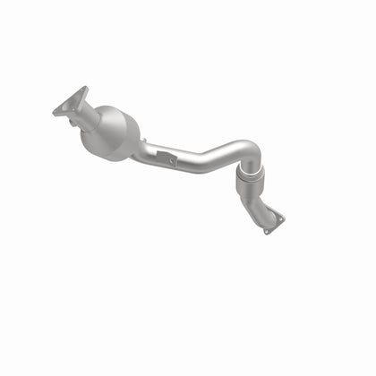 MagnaFlow 2007-2009 Audi Q7 3.6L / 2008-2009 Volkswagen Touareg 3.6L California Grade CARB Compliant Direct-Fit Catalytic Converter 5481586