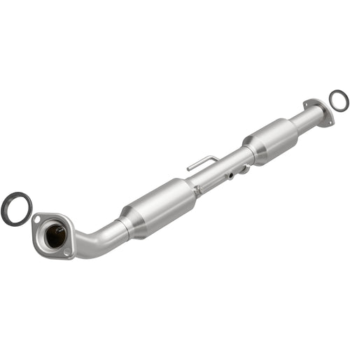 MagnaFlow 2005-2012 Toyota Tacoma 2.7L California Grade CARB Compliant Direct-Fit Catalytic Converter 5481703