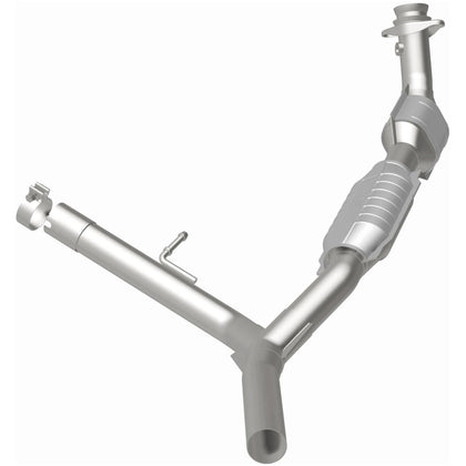 MagnaFlow California Grade CARB Compliant Direct-Fit Catalytic Converter 5482706