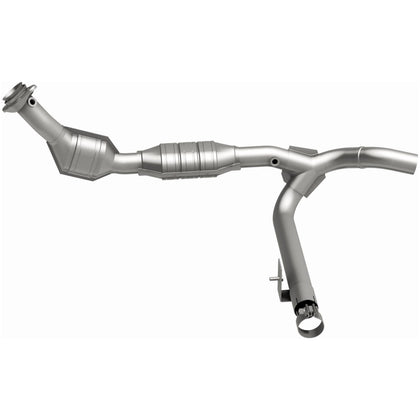 MagnaFlow California Grade CARB Compliant Direct-Fit Catalytic Converter 5482993