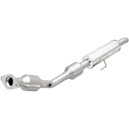 MagnaFlow 2007-2011 Toyota Yaris 1.5L California Grade CARB Compliant Direct-Fit Catalytic Converter 551470