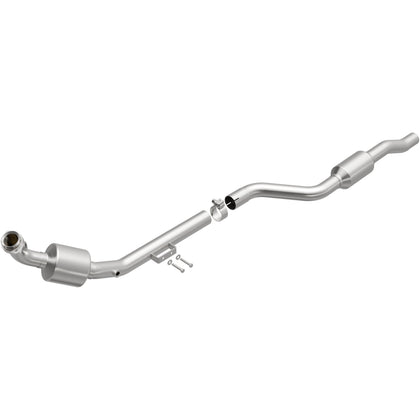 MagnaFlow 2006 Mercedes-Benz CLS500 5.0L | 2005-2006 Mercedes-Benz E500 Base 5.0L California Grade CARB Compliant Direct-Fit Catalytic Converter 551706