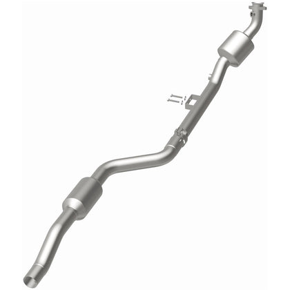 MagnaFlow 2006 Mercedes-Benz CLS500 5.0L | 2005-2006 Mercedes-Benz E500 Base 5.0L California Grade CARB Compliant Direct-Fit Catalytic Converter 551706