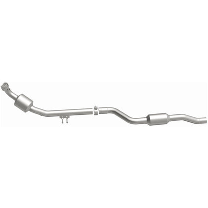 MagnaFlow 2006 Mercedes-Benz CLS500 5.0L | 2005-2006 Mercedes-Benz E500 Base 5.0L California Grade CARB Compliant Direct-Fit Catalytic Converter 551706