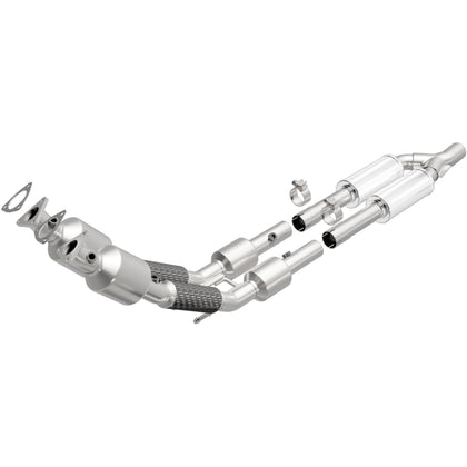 MagnaFlow 2006 Volkswagen Passat 3.6L California Grade CARB Compliant Direct-Fit Catalytic Converter 551799