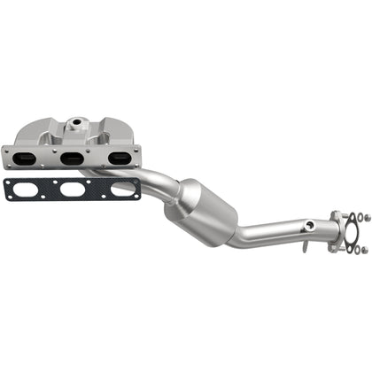 MagnaFlow 2003-2006 BMW 325Ci 2.5L | 2003-2005 BMW 325i 2.5L California Grade CARB Compliant Direct-Fit Manifold Catalytic Converter 5531758