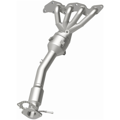 MagnaFlow 2012-2013 Mazda 3 2.0L California Grade CARB Compliant Direct-Fit Manifold Catalytic Converter 5531802